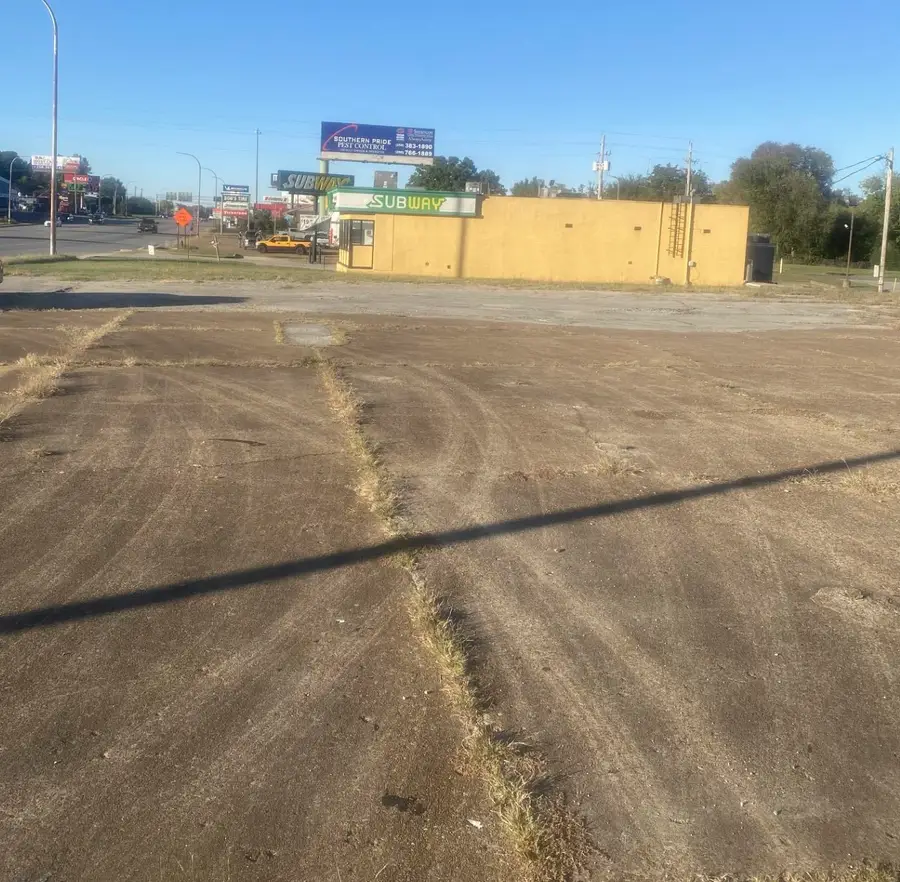 4108 N Jackson Hwy, Sheffield, AL 35660 - #2