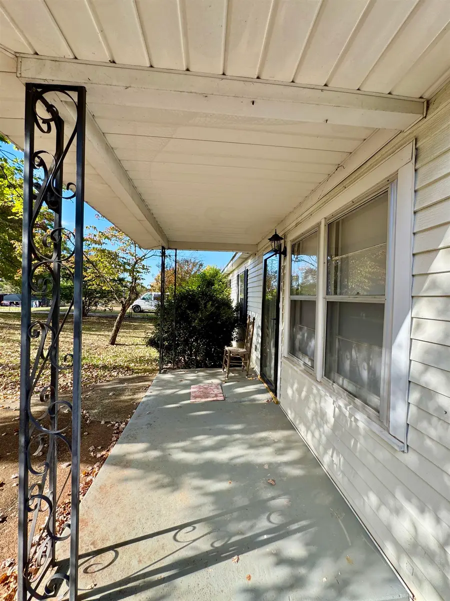 504 N Patton St, Florence, AL 35630 - #2