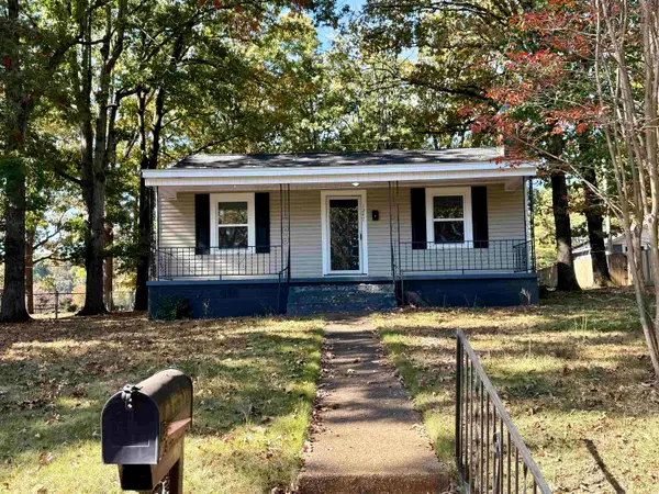 1247 Glenn Ave, Florence, AL 35630