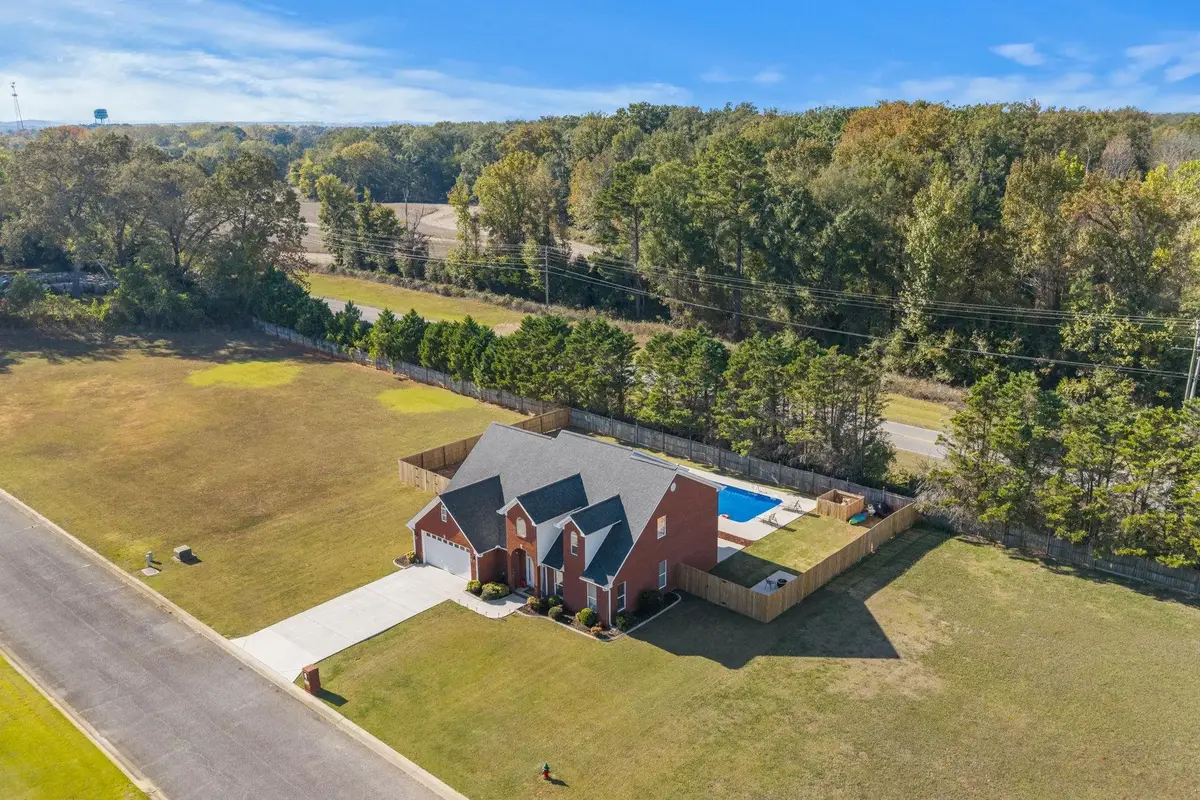 110 Grande Lake Dr, Moulton, AL 35650 - #1