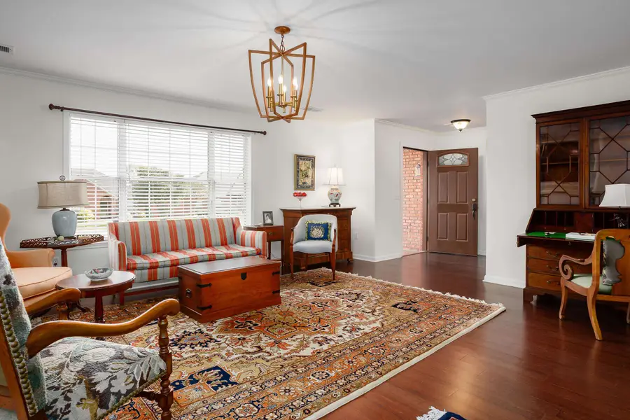 213 Breckenridge Ct, Florence, AL 35630 - #3