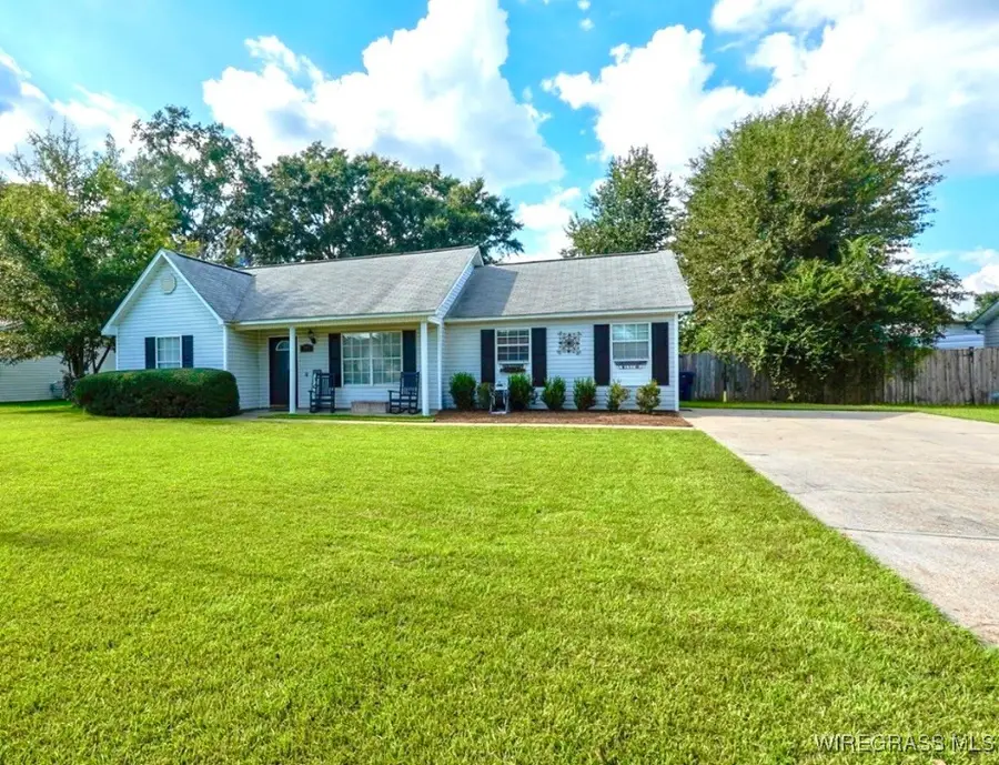 105 Periwinkle Court, Dothan, AL 36301 - Image #2