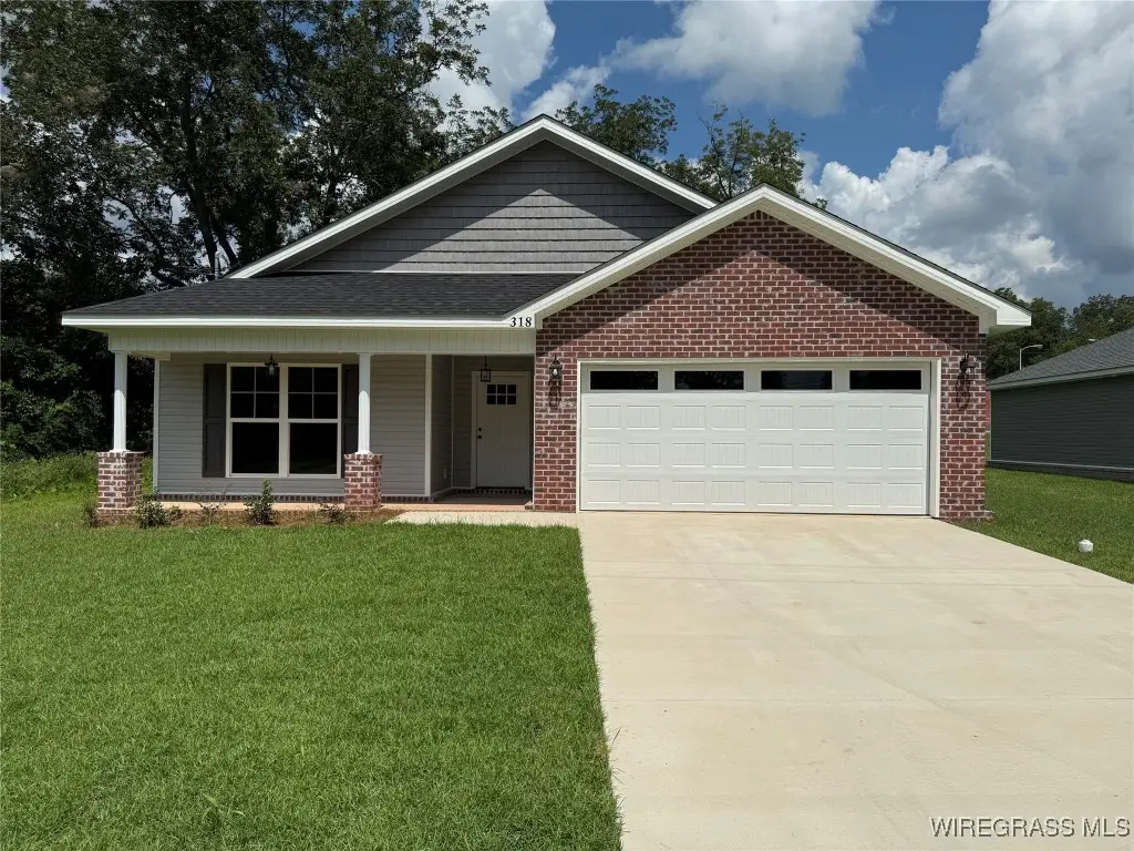 318 S Dawkins Street, New Brockton, AL 36351 - Image #1