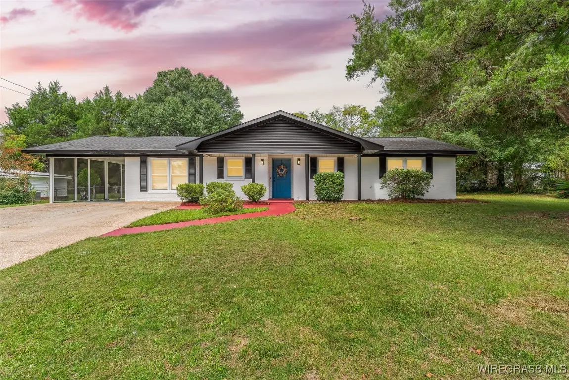 220 Evergreen Avenue, Ozark, AL 36360 - Image #1