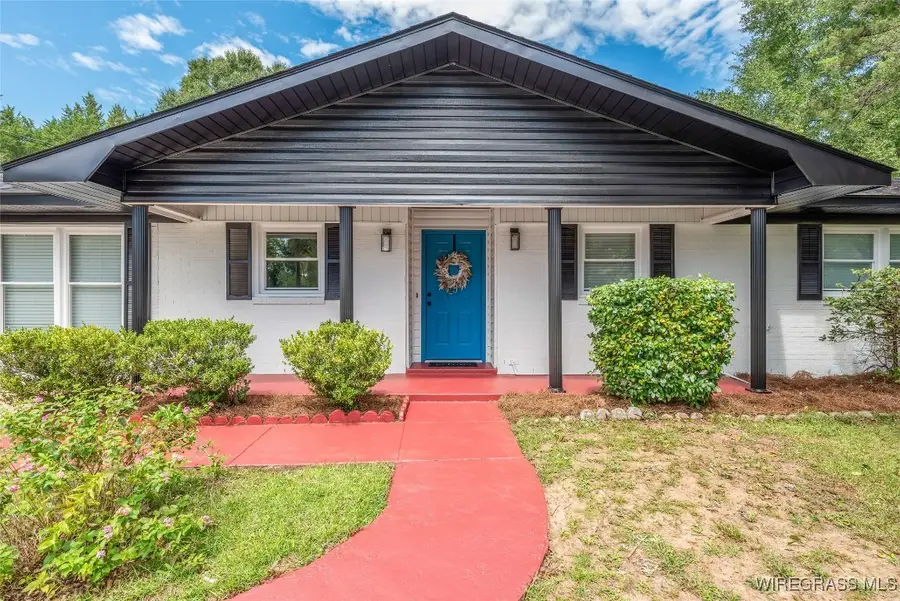 220 Evergreen Avenue, Ozark, AL 36360 - Image #2