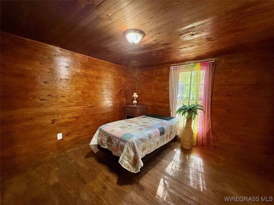 307 E Smith Avenue, Geneva, AL 36340 - Image #3