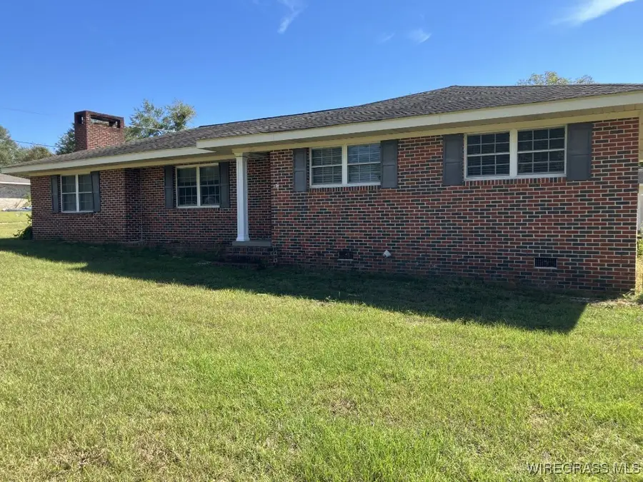 304 Champion Drive, Opp, AL 36467 - Image #2