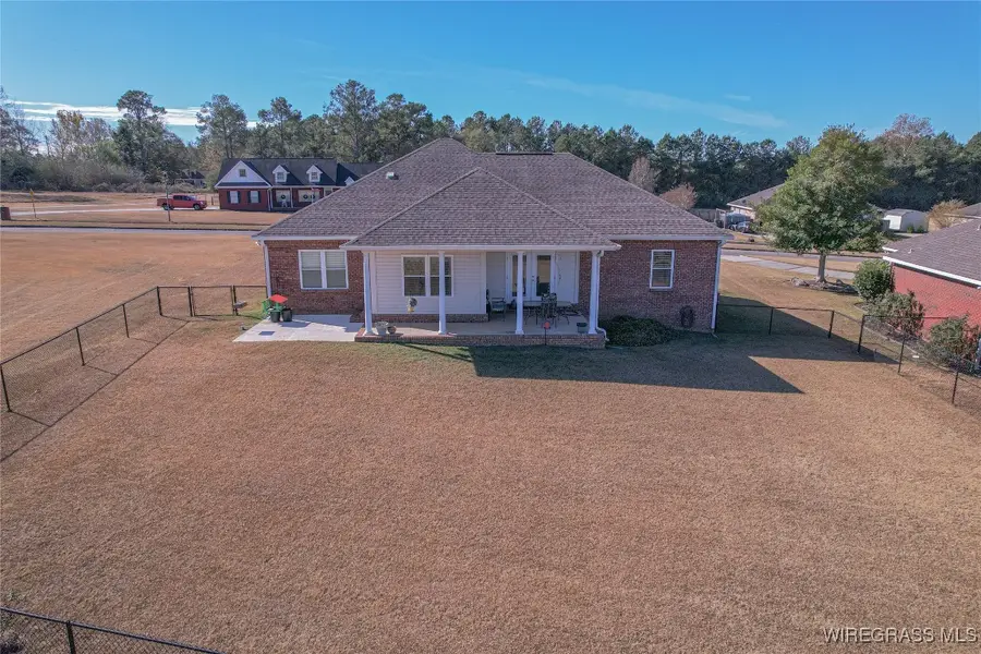 112 Cannondale Circle, Cowarts, AL 36321 - Image #2