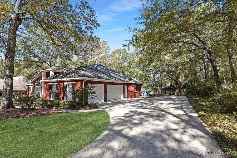 104 Bent Oak Drive, Dothan, AL 36303 - Image #2