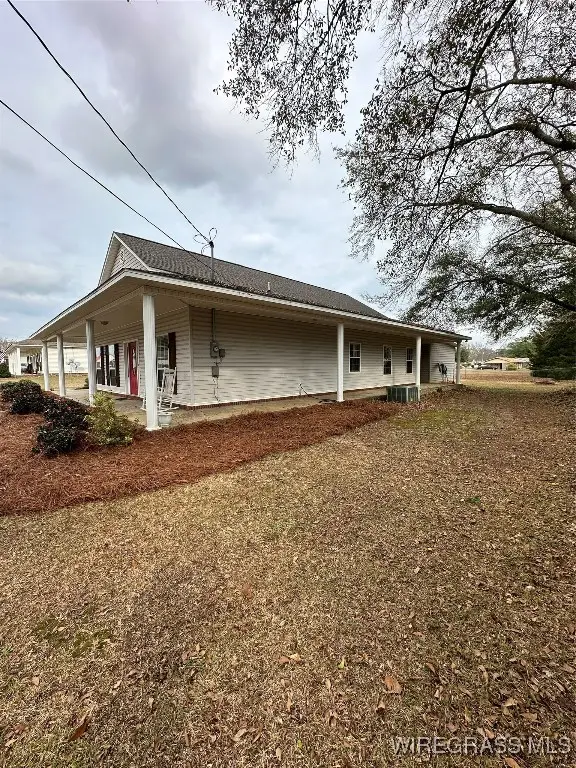 299 Rose Avenue, Hartford, AL 36344 - Image #2