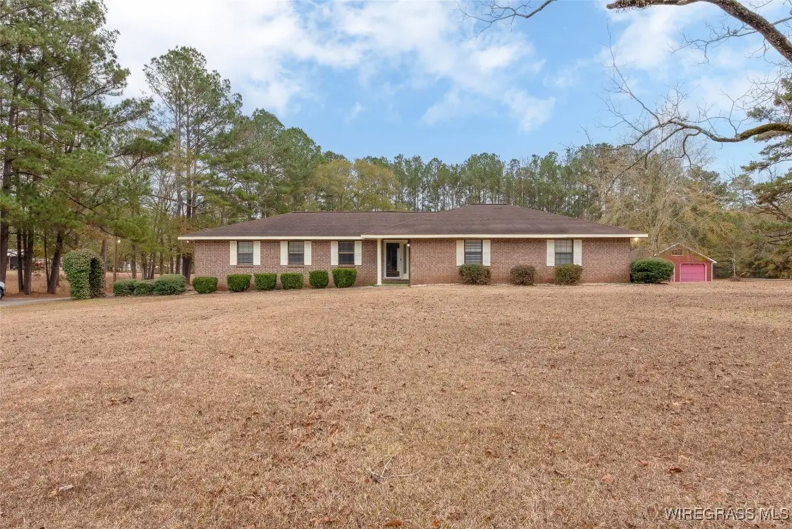 82 Carver Drive, Ozark, AL 36360 - Image #1