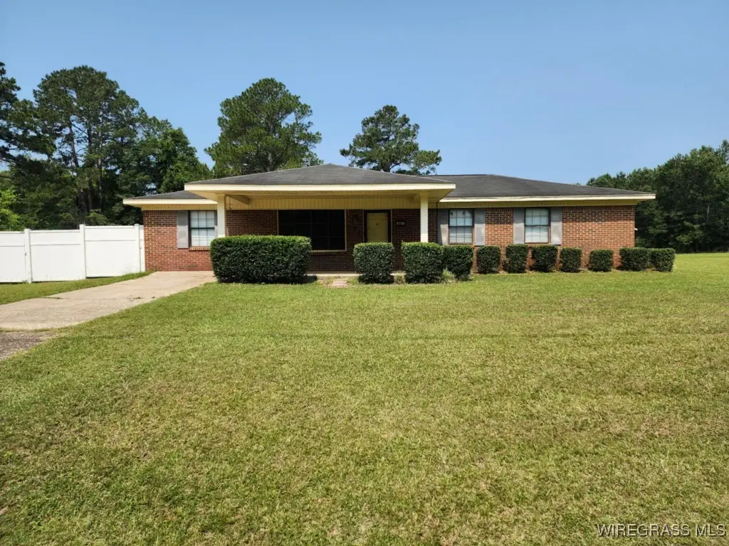 967 Lake Frankie Road, Samson, AL 36477 - Image #1