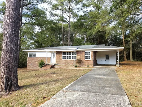 102 Lakeview Drive, Enterprise, AL 36330