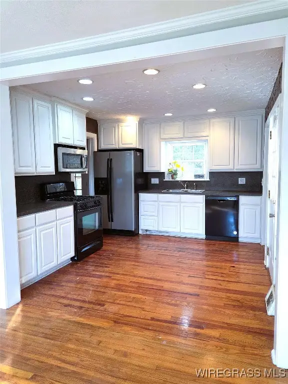 102 Lakeview Drive, Enterprise, AL 36330 - Image #2