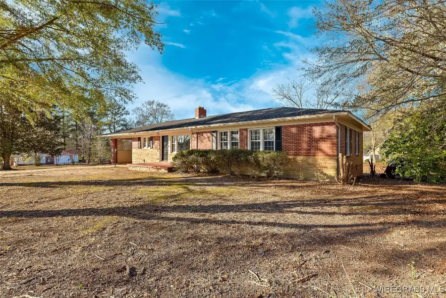 204 Mullins Street, Enterprise, AL 36330 - Image #2