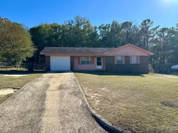 161 Sanford Place, Ozark, AL 36360