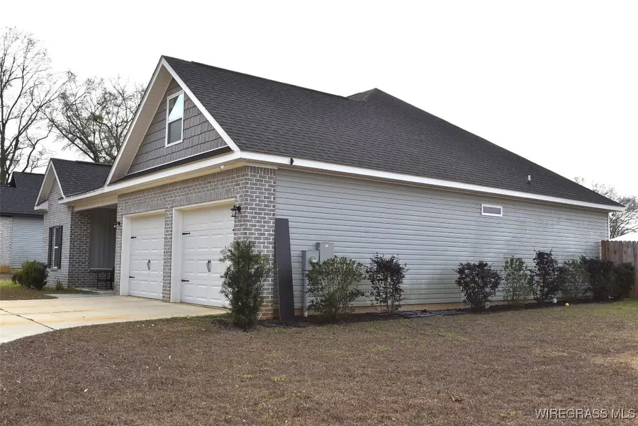232 Highland Road, Slocomb, AL 36375 - Image #2