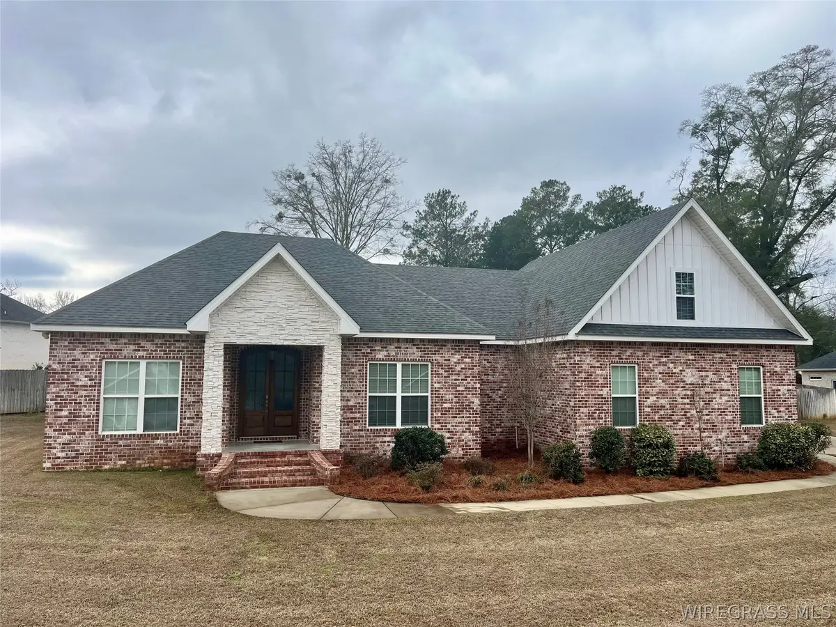 603 S Oak Ridge Drive, Enterprise, AL 36330 - Image #1