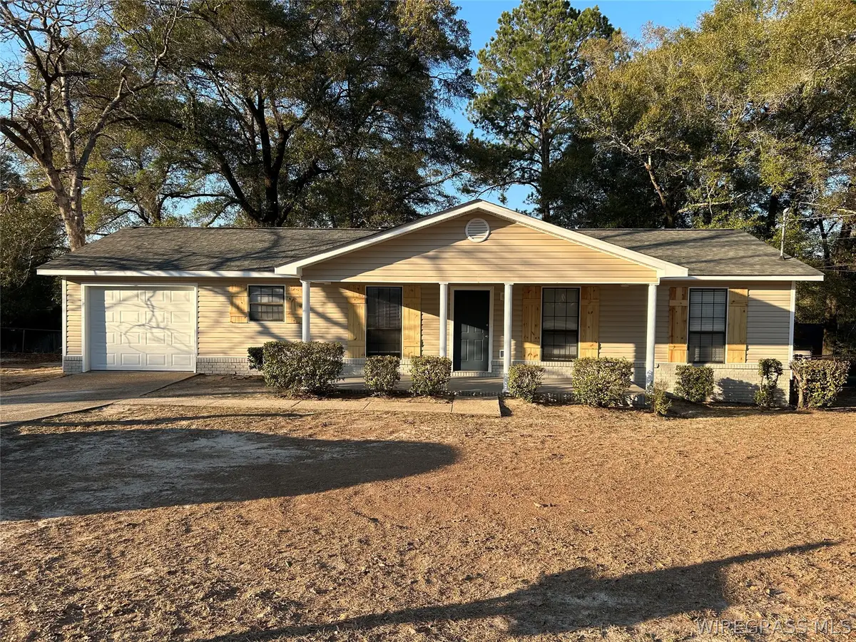 106 Blackhawk Drive, Daleville, AL 36322 - #1