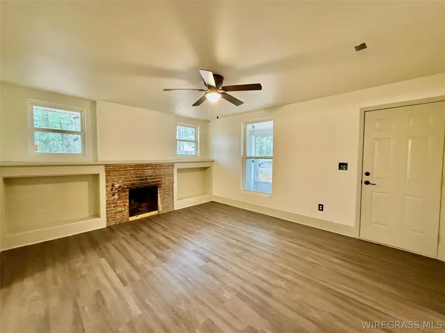 108 E High Avenue, Geneva, AL 36340 - #3