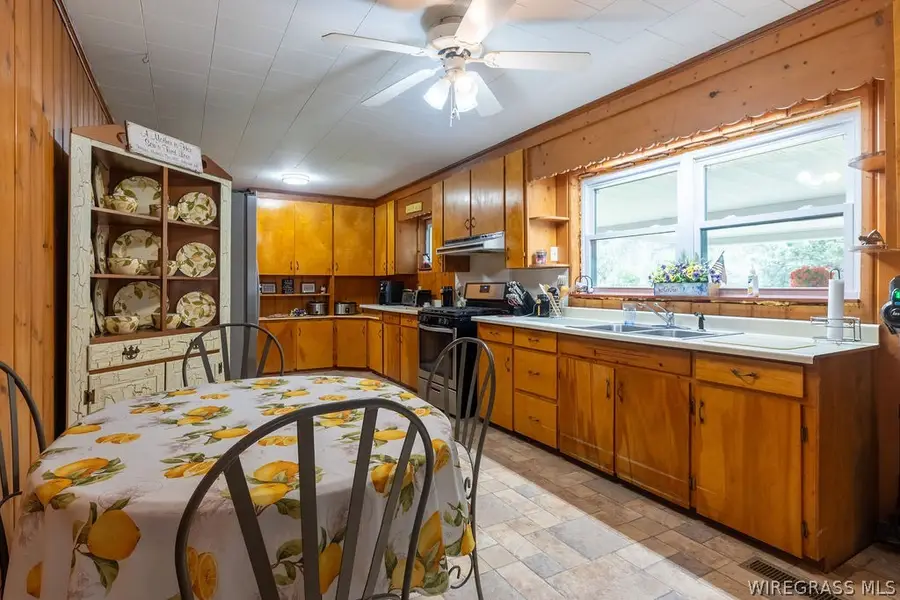 1051 Morrow Avenue, Elba, AL 36323 - #2