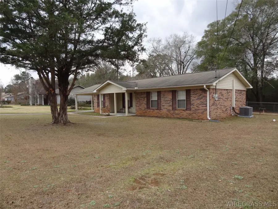 353 Juniper Drive, Ozark, AL 36360 - #2