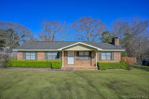 928 E Lee Street, Enterprise, AL 36330 - #1