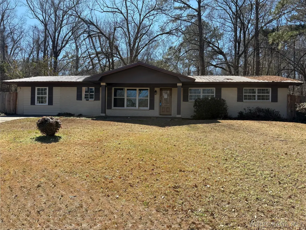 261 Don Circle, Ozark, AL 36360 - #1