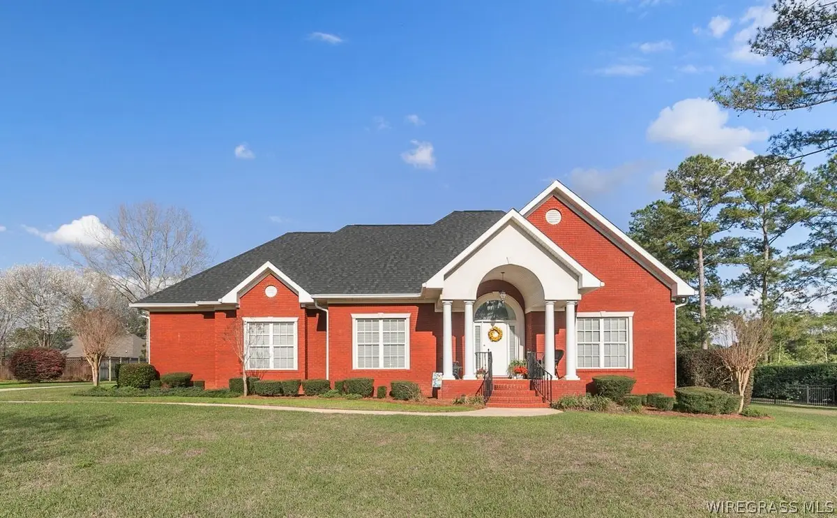 127 Glencoe Way, Dothan, AL 36305 - #1