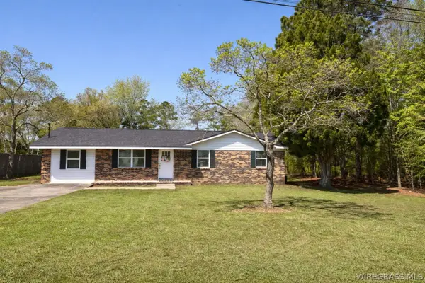 5924 Henry Mouring Road, Dothan, AL 36305