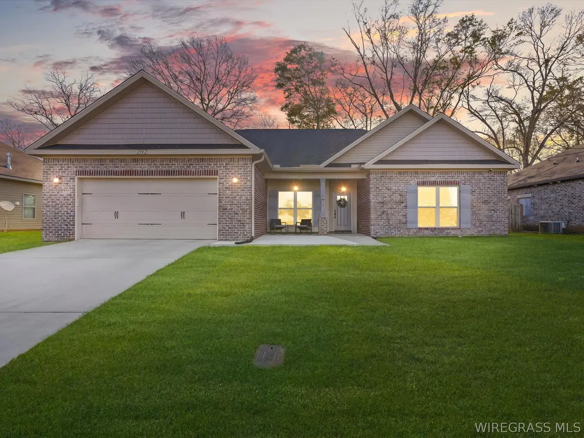 202 Thornbird Loop, Enterprise, AL 36330 - #1