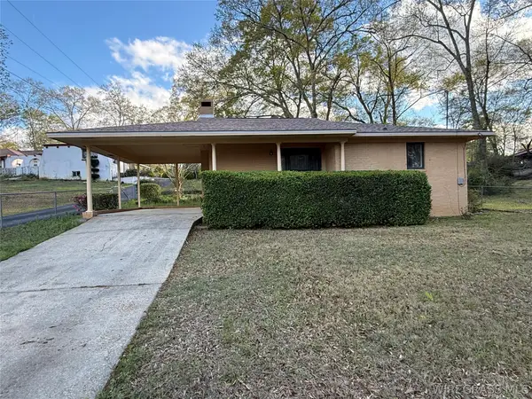 63 Edgewood Drive, Daleville, AL 36322