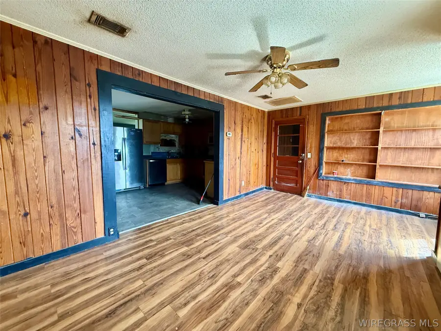 111 S Forrest Street, Geneva, AL 36340 - #3