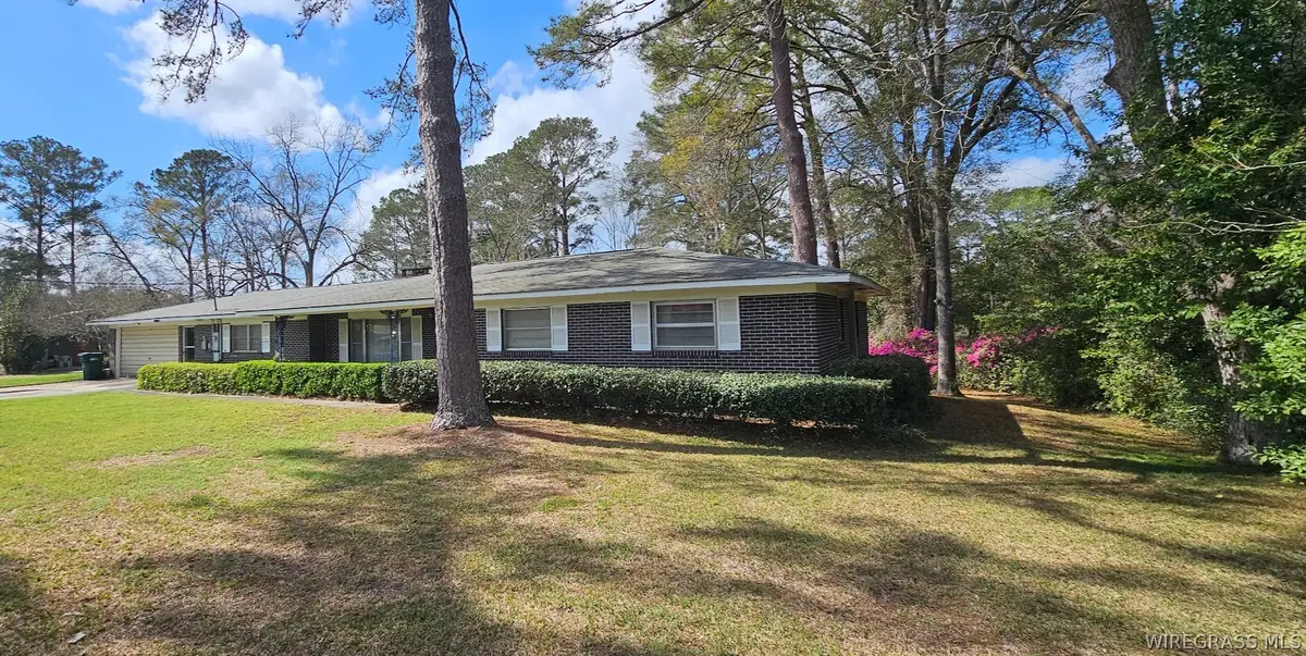 153 Berkshire Drive, Ozark, AL 36360 - #1