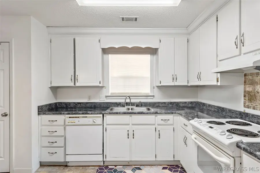 174 Joe Walding Drive, Midland City, AL 36350 - #3