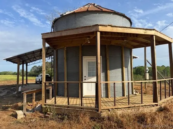 525 County Road 682, Coffee Springs, AL 36318