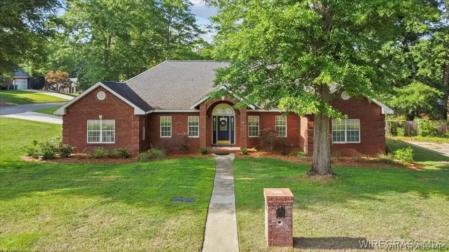 216 Wellston Drive, Enterprise, AL 36330 - #2