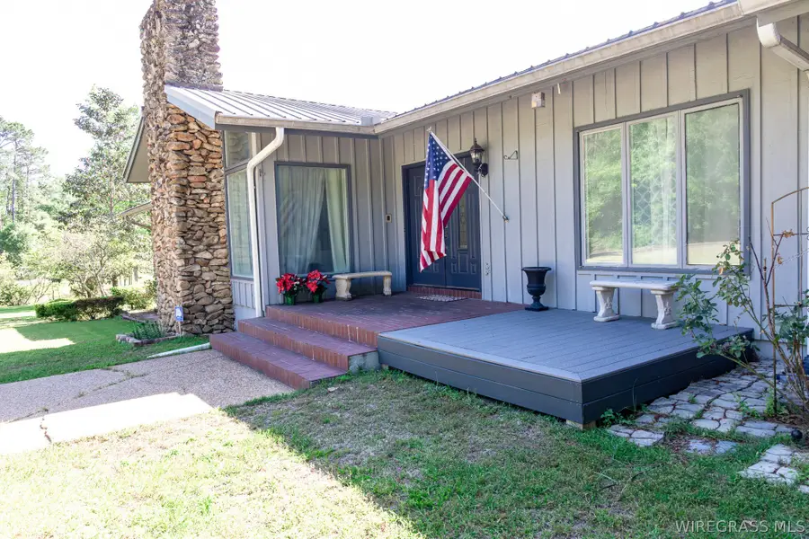 205 N Woodland Street, Geneva, AL 36340 - #2