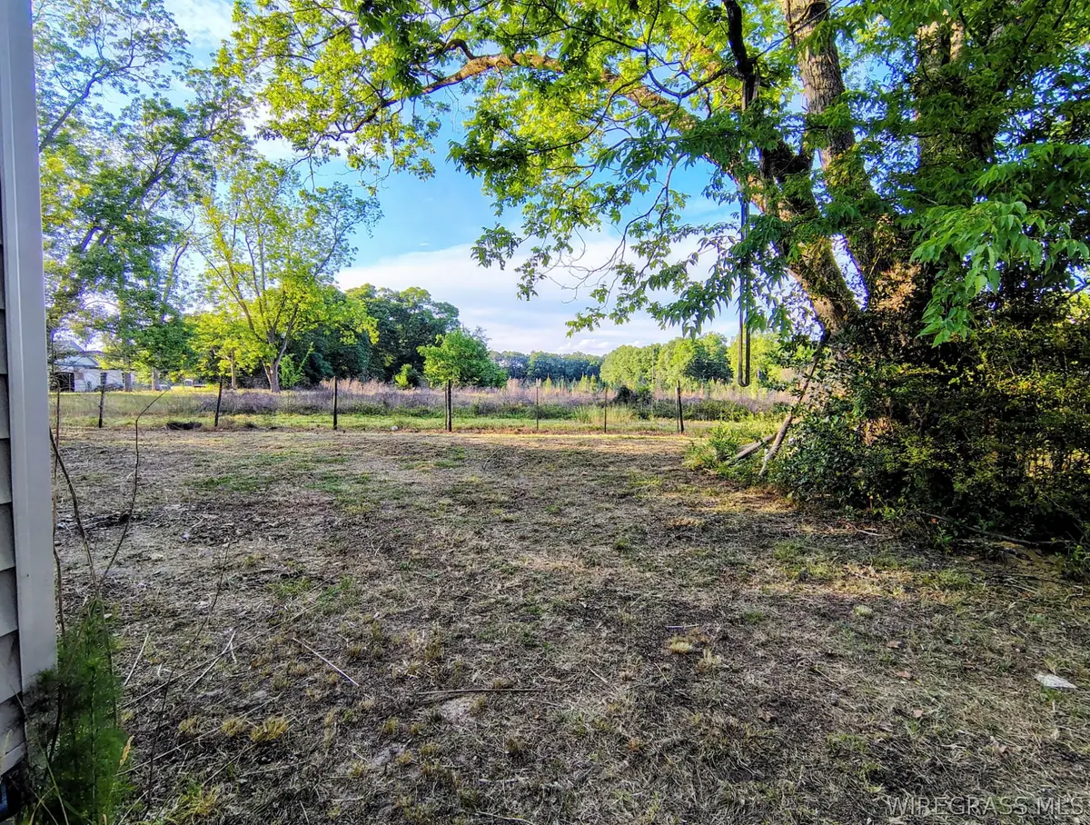 1112 W Lawrence Harris Highway, Slocomb, AL 36375 - #1