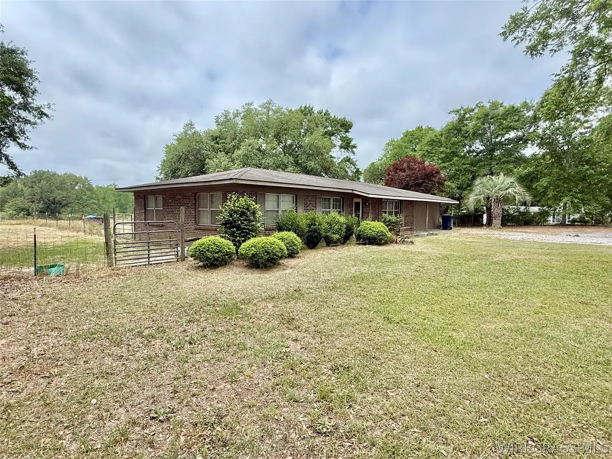 11218 E County Road 4 Road, Hartford, AL 36344 - #1