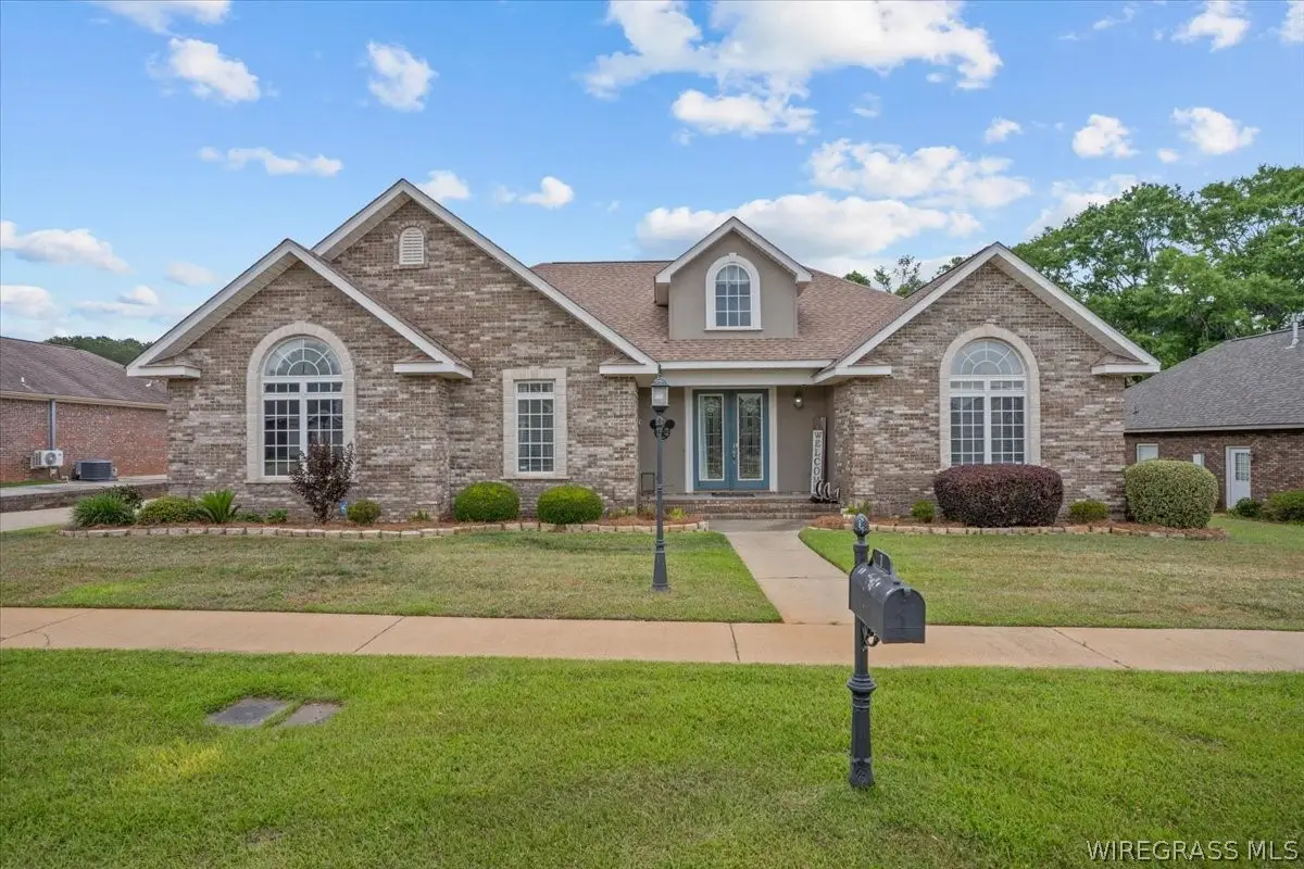 7 Blue Ridge Circle, Enterprise, AL 36330 - #1