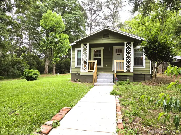 106 E Edgewood Drive, Enterprise, AL 36330