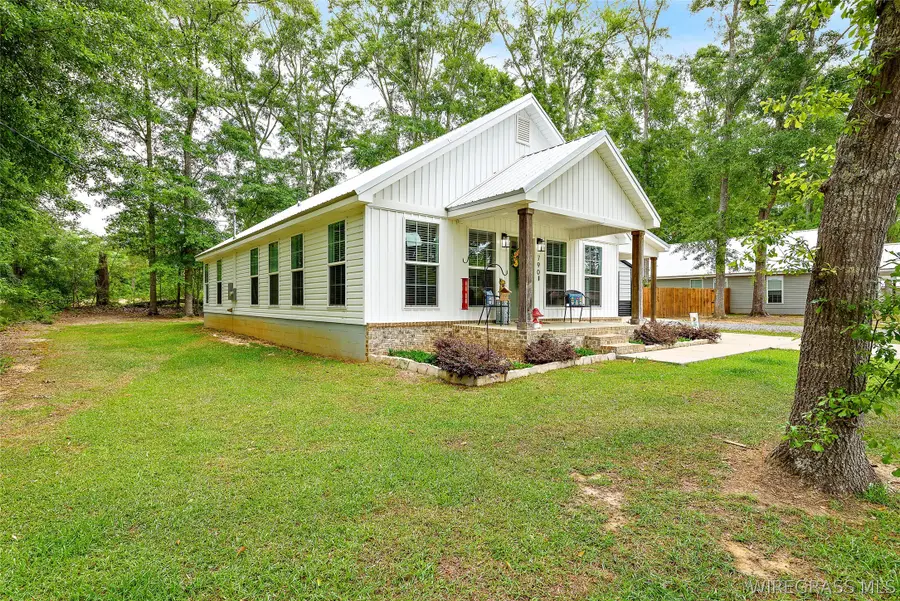 790 Dixie Road, Slocomb, AL 36375 - #3