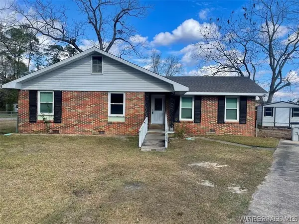 654 Claxton Avenue N, Elba, AL 36323