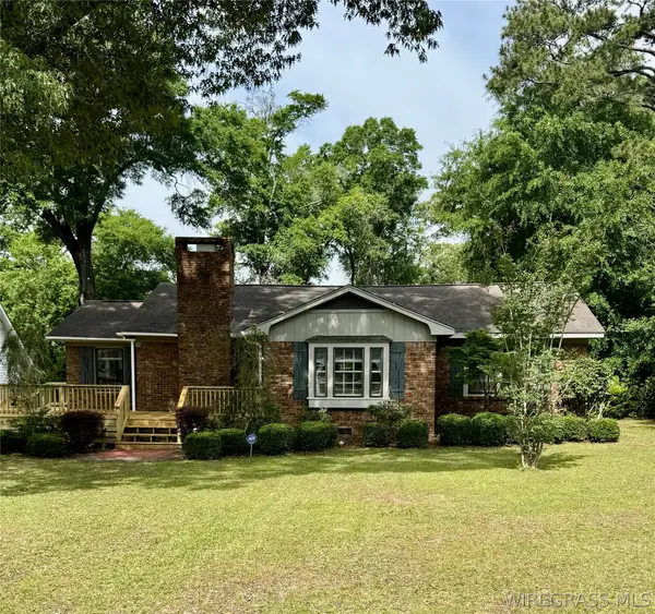 303 3rd Avenue, Andalusia, AL 36420