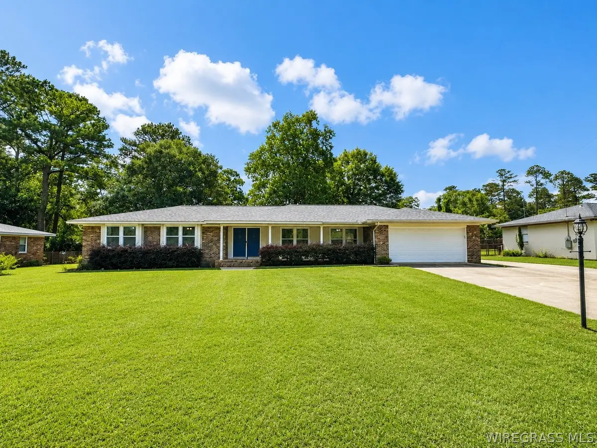 2002 Hardwick Drive, Dothan, AL 36303 - #1