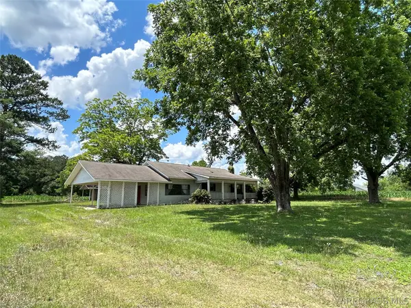 1549 Smith Avenue, Elba, AL 36323