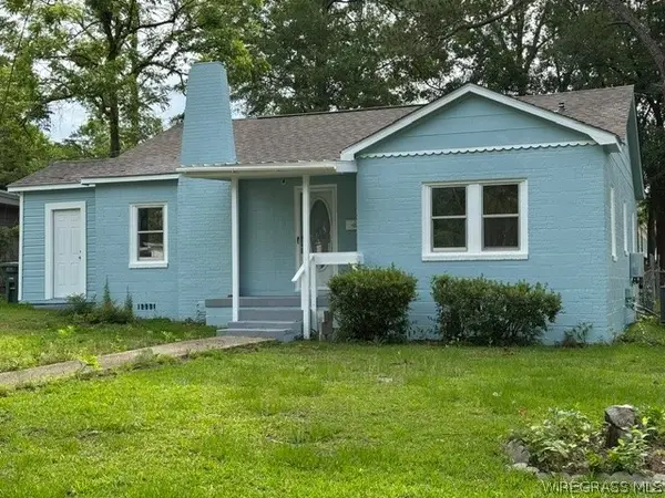 1011 Irwin Street, Dothan, AL 36301