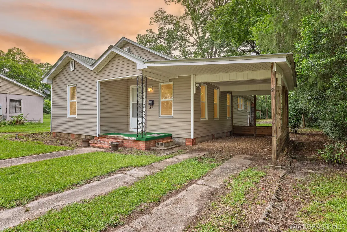 306 N Cherokee Street, Geneva, AL 36340 - #1