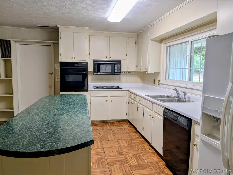 122 Joseph Drive, Ozark, AL 36360 - #3
